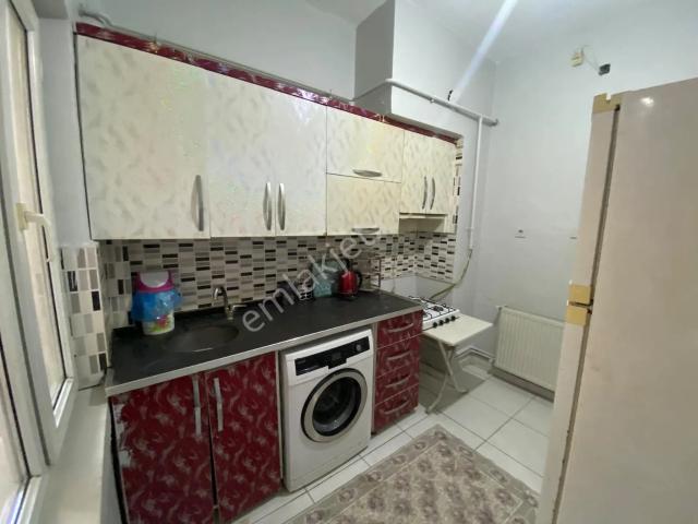 Özhan'dan İstiklal Mahalle'sinde 2+1 Eşyalı Kiralık Daire