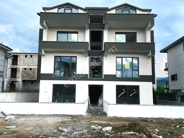 Özkandan Umurbeyde 1 Aya Teslim Satılık 3+1 Bahçe çatı Dublexler