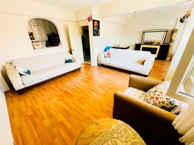 Özkan'dan Merkezi Konumda Ara kat 110 M² 2+1 Satılık Daire