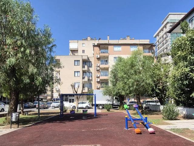 Özkanlar Yaşar Üniversitesi Karşısı Doğalgaz Kombili 2+1 Daire