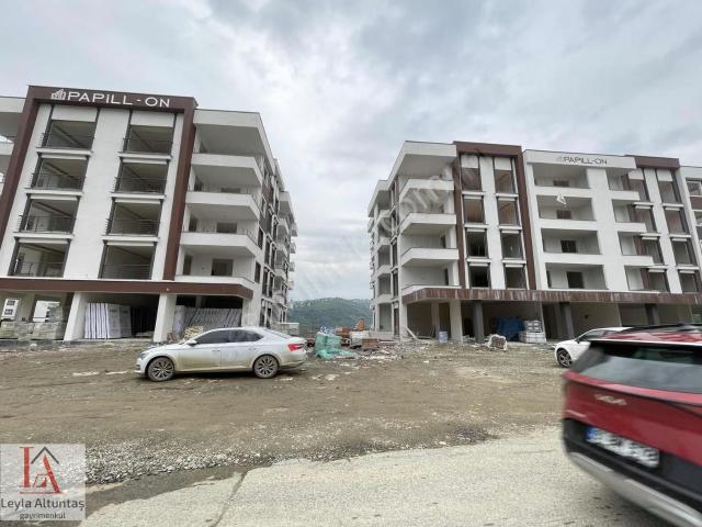 Özkaymaklıda Site İçi Satılık Fırsat Geniş 2+1 Daire