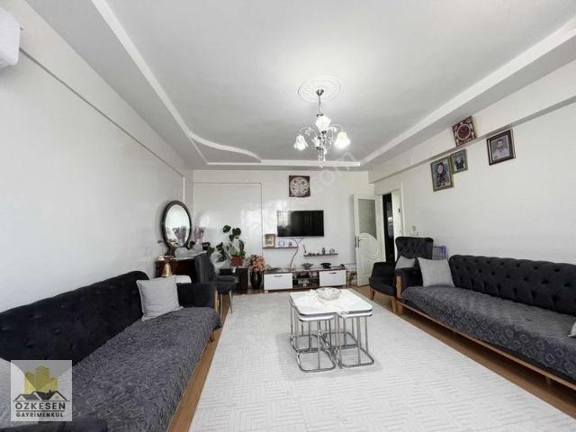 Özkesen Gayrimenkul'den Satılık 3+1 Daire