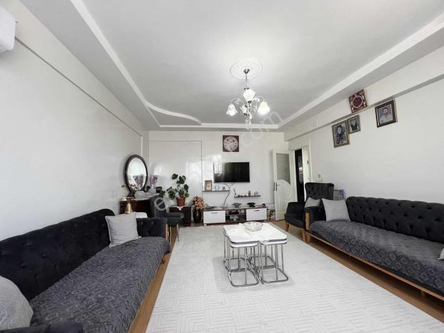Özkesen Gayrimenkul'den Satılık 3+1 Daire