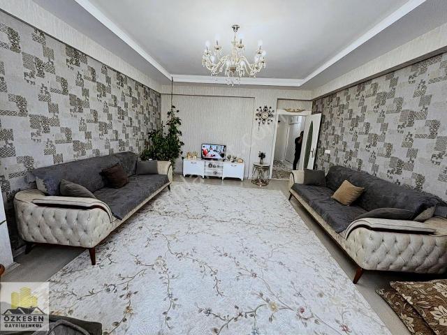 Özkesen Gayrimenkul'den Satılık Ultra Bakımlı 3+1 Daire Acil