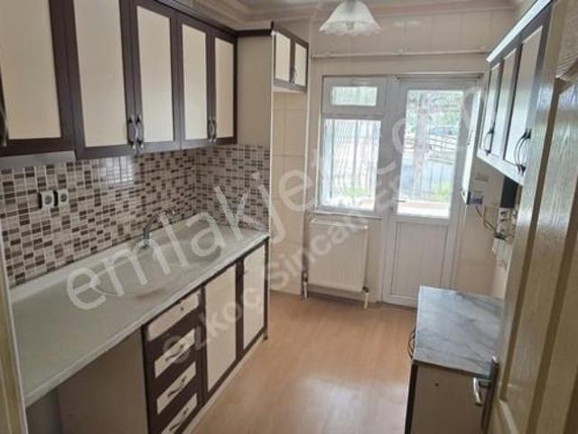 Özkoç'tan Ulubatlı Mah'de Harika Konumda Site İçi Kiralık Daire