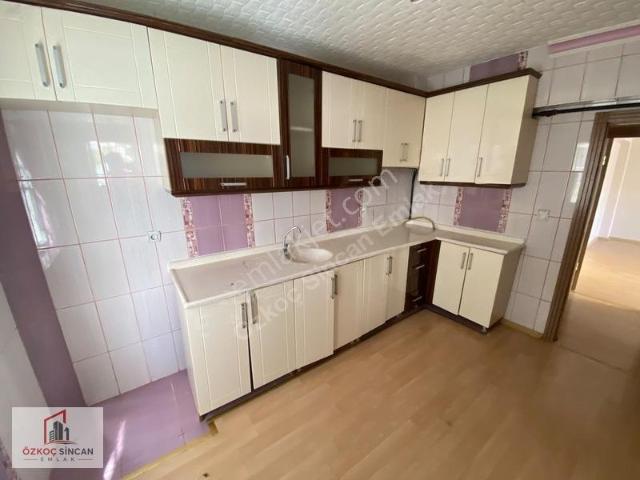 Özkoç'tan Selçuklu Mah'de Okulun Dibi 3+1 Genç Bina Kiralık Ev