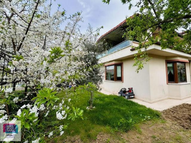 Özlüce 19 Mayıs Mahallesi Nilüfer Koza Evleri,kiralık,5+1,villa