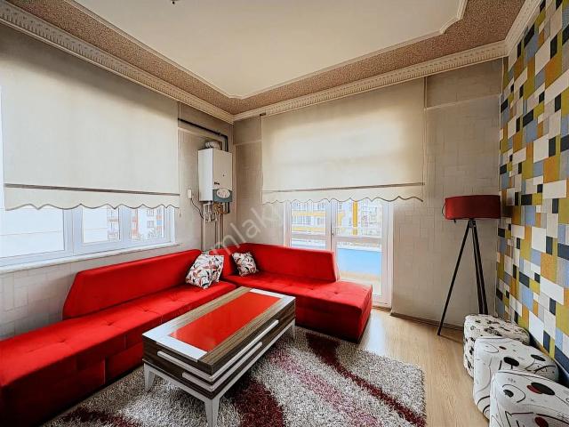 Özlem Yardımcı'dan Kosova'da Eşyalı Kiralık 2+1 Daire