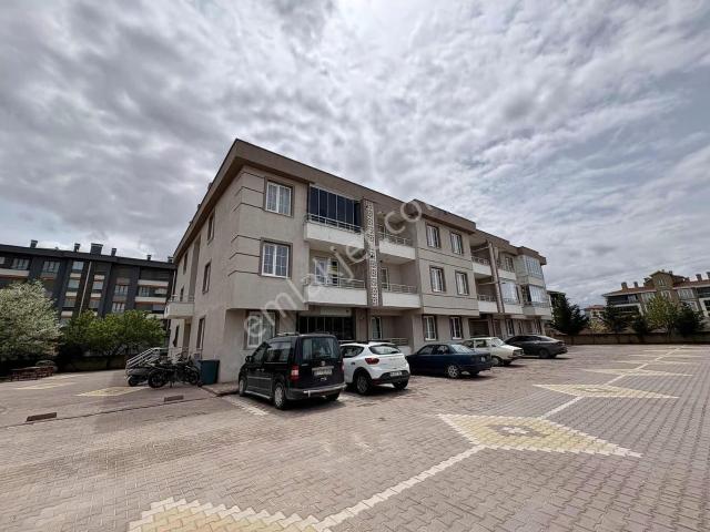 Özlem Yardımcı'dan Selahaddin Eyyubi Mah'de Kiralık Arakat Daire