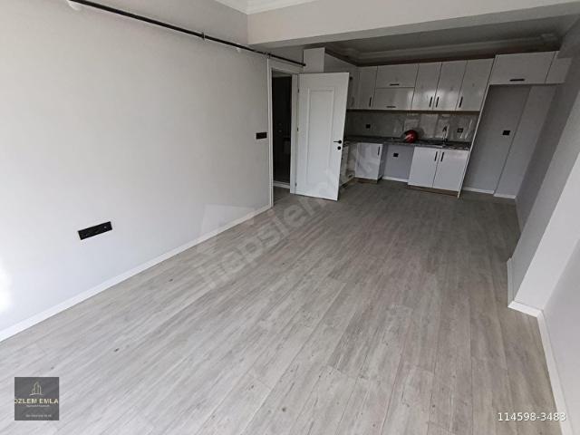 ÖZLEM'DEN BANDIRMA YENİMAHALLEDE 1+1 YERDEN ISITMA KİRALIK ARAKAT DAİRE