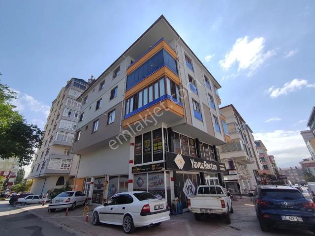 Özpınar,dan Türbe Cami Yanı 3+1 1.kat,üç Cepheli,full Eşyalı.!