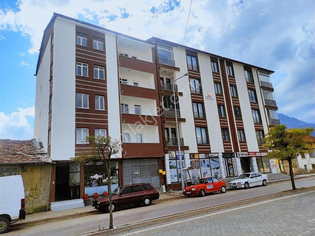 Özpınar,dan Eski Cezaevi Karşısı Güney kuzey 5.kat 2+1 120 M2