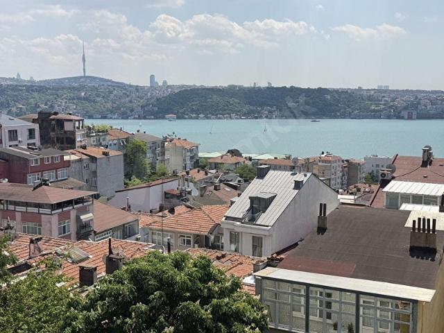 Öztürk gayrimenkulden Çırağanda deniz manzaralı sıfır bina