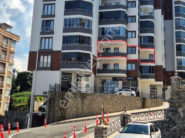 Öztürkler Gayrimenkulden Trabzon Akçaabat Yaylacık Mahallesi Akçaabat Caddesi No 114 Te 3+1 128 M2