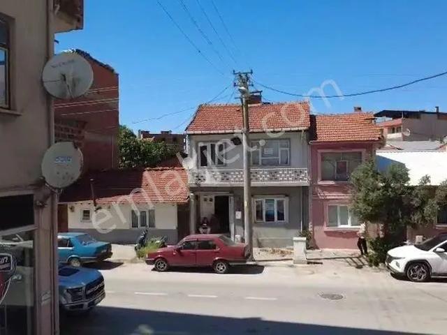 Öztarlacıdan 2 Ayrı Girişli Doğalgazlı 2 Katlı Ev Takasa Uygun