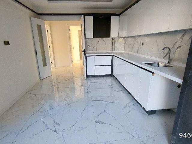 ÇÖZÜM EMLAKTAN SATILIK ÇELTEK MAH 145 M2 ŞAHSİ GARAJLI ADANSÖRLÜ ARA KAT DAİRE 0542.828.03.64