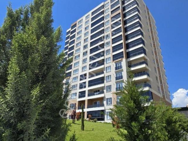 Çözüm'den Mavişehir 3 Te Satılık 2+1 Daire.