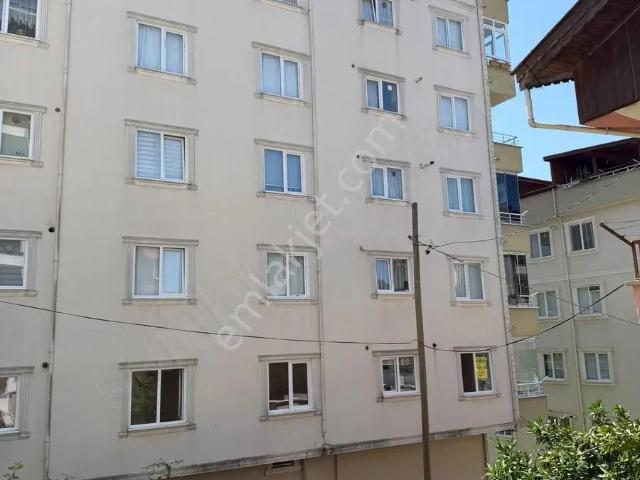 Özyuvamda Denize Yakın 2+1 Ayrı Mutafaklı Kiralık Daire