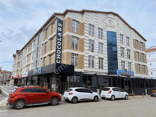 Özyalçın Emlaktan Bağdat Caddesinde Kiralık Eşyalı 2+1 Daire