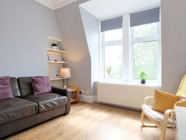 P1154: Broomhill Road, West End, Aberdeen