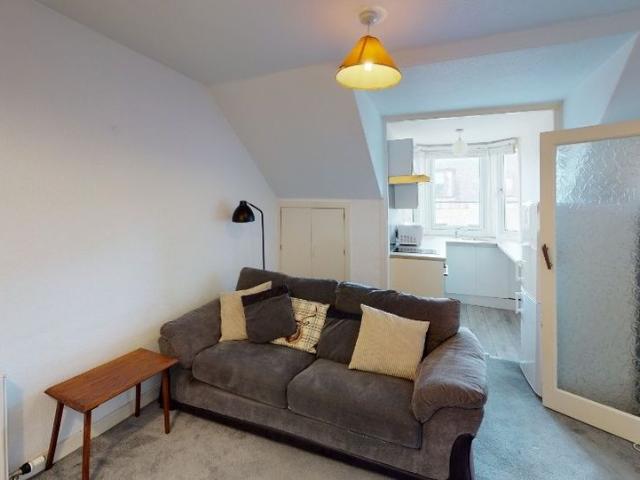 P124: Claremont Place, West End, Aberdeen