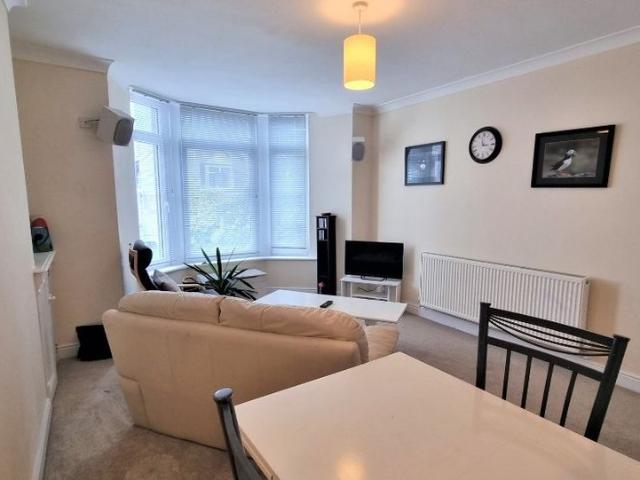 P1496: Victoria Road, Torry, Aberdeen