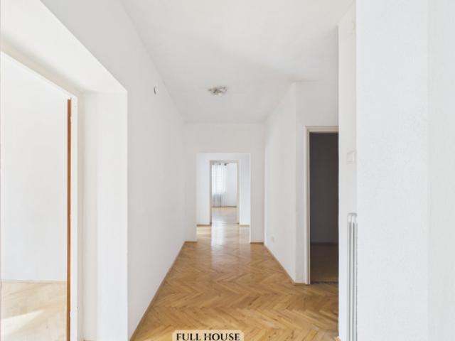 P8 Klagenfurt Living – Großzügige 5,5 Zimmer Wohnung im Zentrum von Klagenfurt renovierungsbedürftig