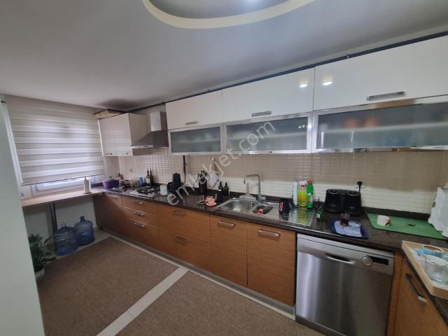 Pınar Mahallesi’nde 7/24 Güvenlikli Sitede Lüks & Prestijli 4+1 Kiralık Daire!