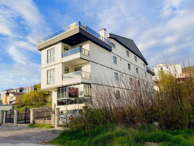 Pınar Mahallesinde Park Karşısı 4+1 Dubleks Daire