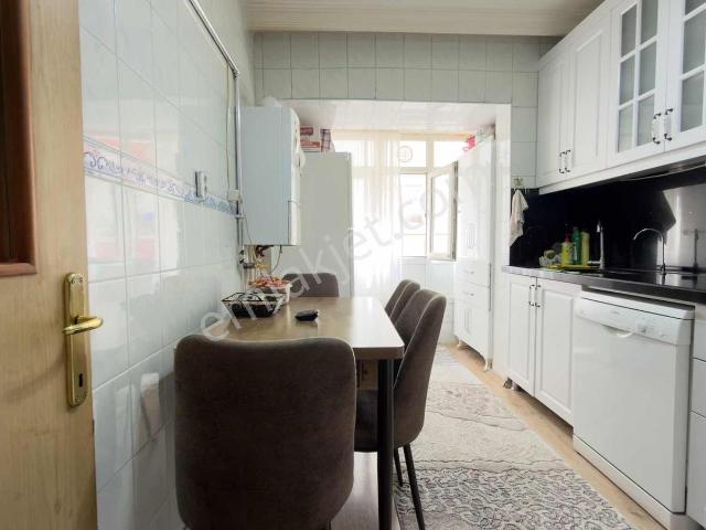Pınarbaşın'da Geniş 3+1 Masrafız 11 15 Yıllık Yüksek Giriş Daire