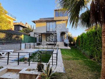 Pınartepe^de Müstakil Havuzlu Fuul Eşyalı Ultra Lüks Villa