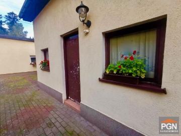Dom 120 m2 z garażem i ogrodem w Płotach