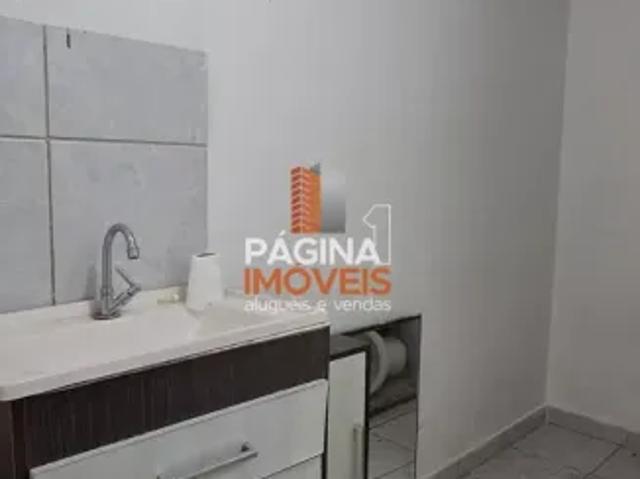 Página 1 Imóveis anuncia para aluguel, apartamento de 2 dormitórios, sendo 1 vaga de garagem rotativ