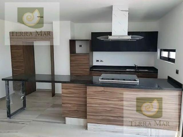 P.H CENIA TOWER RENTA
