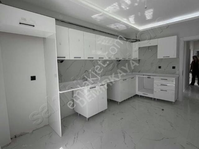 P 71 Evler Mahallesi Site İci Özel Garajlı 3+1 Satılık Daire