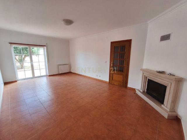 PCT das Pimenteiras 16, 2530 093 Lourinhã, Portugal, Lourinhã, Lisbon 2530 093