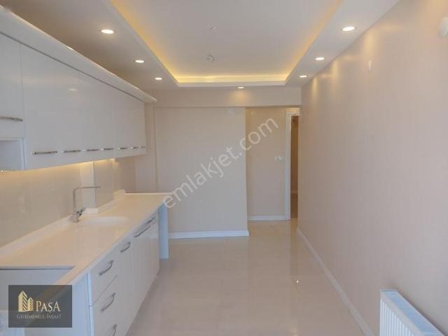 Paşa Gayrimenkul'den Üçyol Meydan'da Full Yapılı Daire