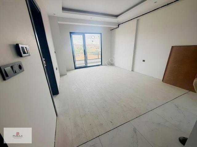 Paşaalanı Mahallesi Çengel Cad Satılık 1+1