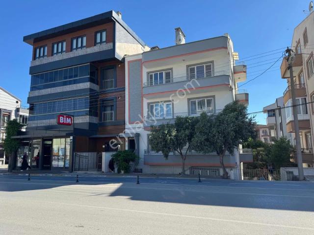 Paşaalanı Mahallesi Merkezi Konumda Önü Açık Kiralık 3+1 Daire
