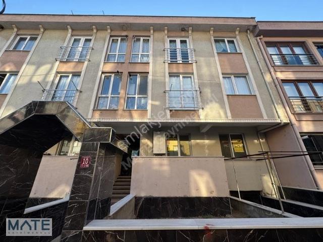Paşabayır Mahallesinde Doğalgaz Kombili 2+1 Daire