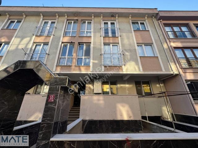 Paşabayır Mahallesinde Doğalgaz Kombili 2+1 Daire