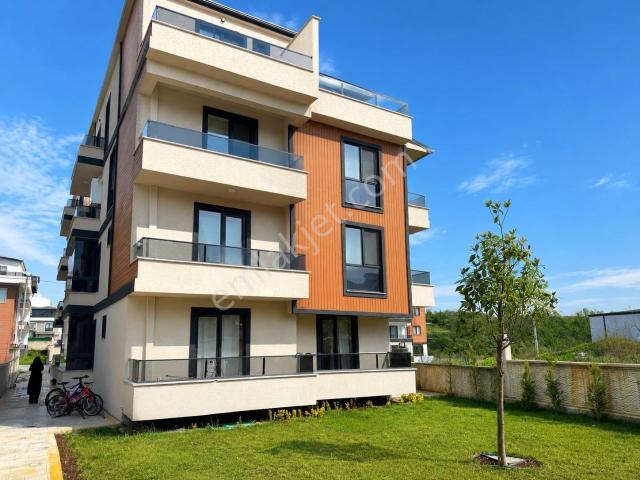 Paşadağ Mahallesinde Yerden Isıtmalı, Ebeveyn Banyolu Kiralık3+1