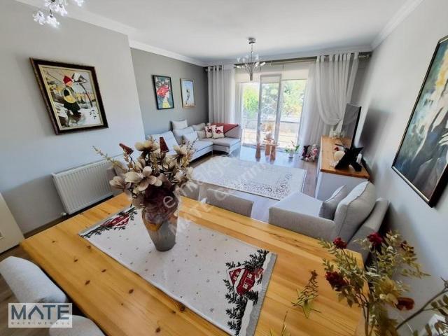 Paşakent'te Merkezi Konumda 3+1 135m² Masrafsız Daire
