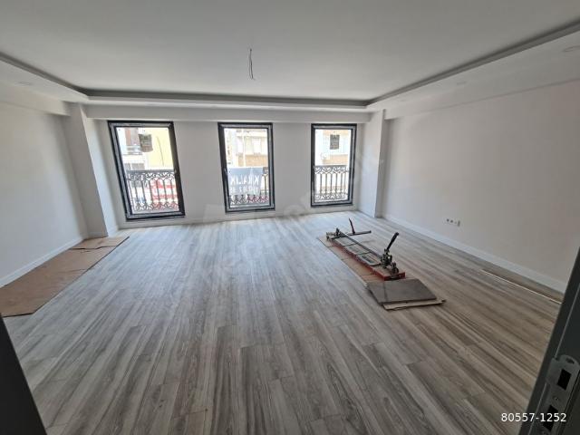 PAŞAMDAN FATİH SEYİTÖMERDE KİRALIK ASANSÖRLÜ YENİ DAİRE