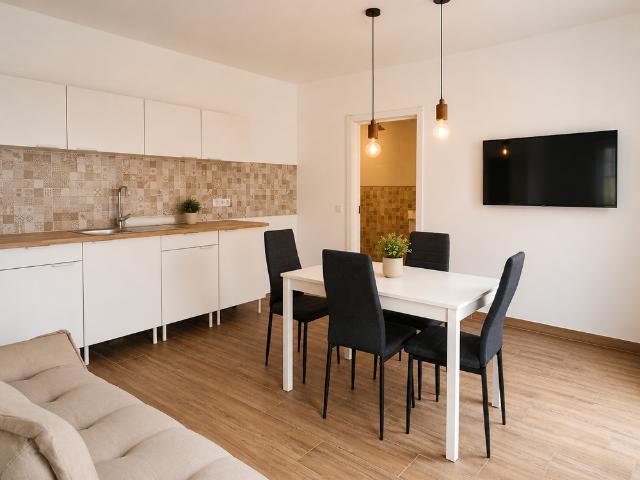 Paço 7 Stays | Bright home with shared pool