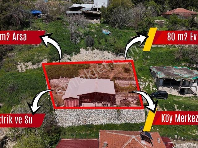 Pamukkale Eğmir'de Elektriği Suyu Ve Yolu Olan Müstakil Ev