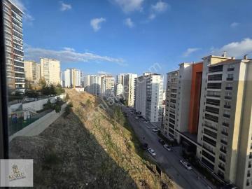 Pamuklar Sitesi'nde Manzaralı, Geniş Teraslı 3+1 Kiralık Daire