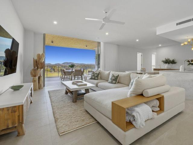 PAMA Penthouse Must be sold!
