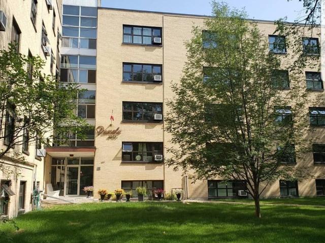 Pamela Apartments 2 Bedroom Apartment for Rent at 761 Wolseley Ave, Winnipeg, MB R3G 1C5 Wolseley