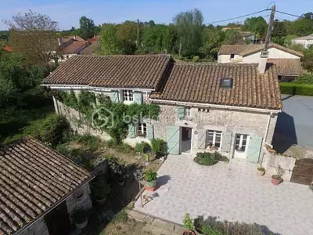 Pamproux 79800 Achat / Vente maison 10 pièces t10 piscine terrasse
